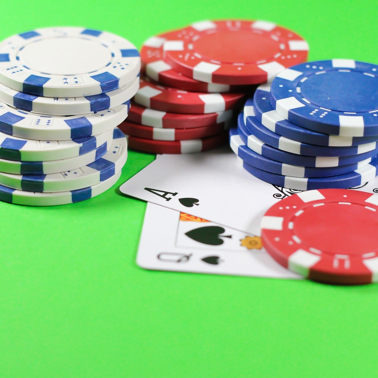 Classic three-reel slot spinning on 250 ph for Filipino players